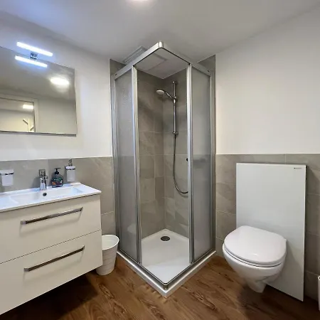 Apartment Kuscheliges Nest Für Zwei: Günstiges In Den Schweizer Alpen Saas-Fee